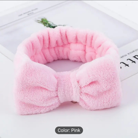 Soft & Fluffy Headband With Bow - Pink - Picture 4 of 4